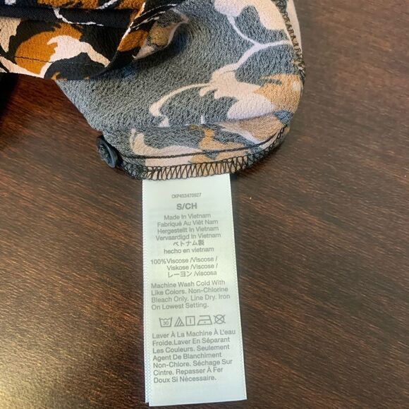 Madewell oversized sleeve viscose top size S, NWT - Picture 9 of 11